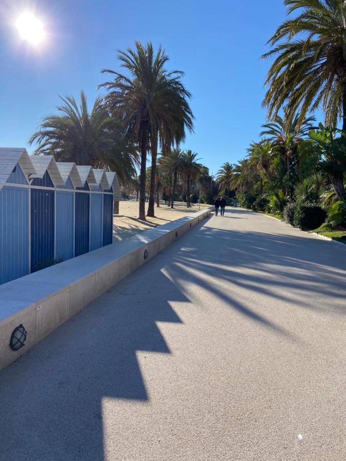 Côtéplage Le Lavandou Extérieur photo