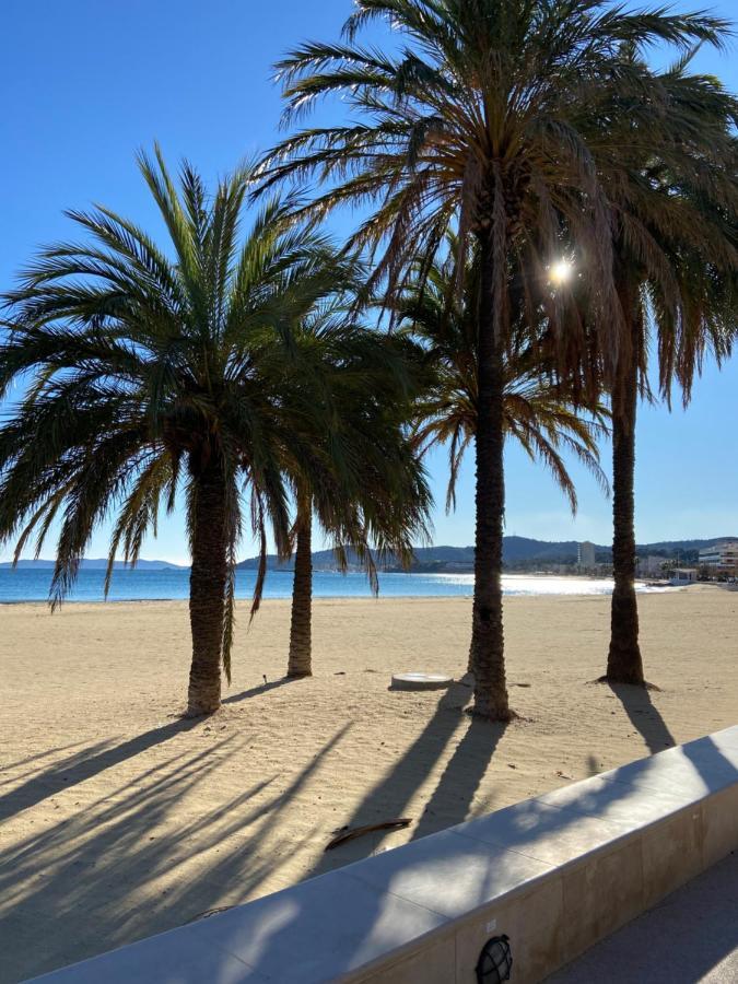 Côtéplage Le Lavandou Extérieur photo